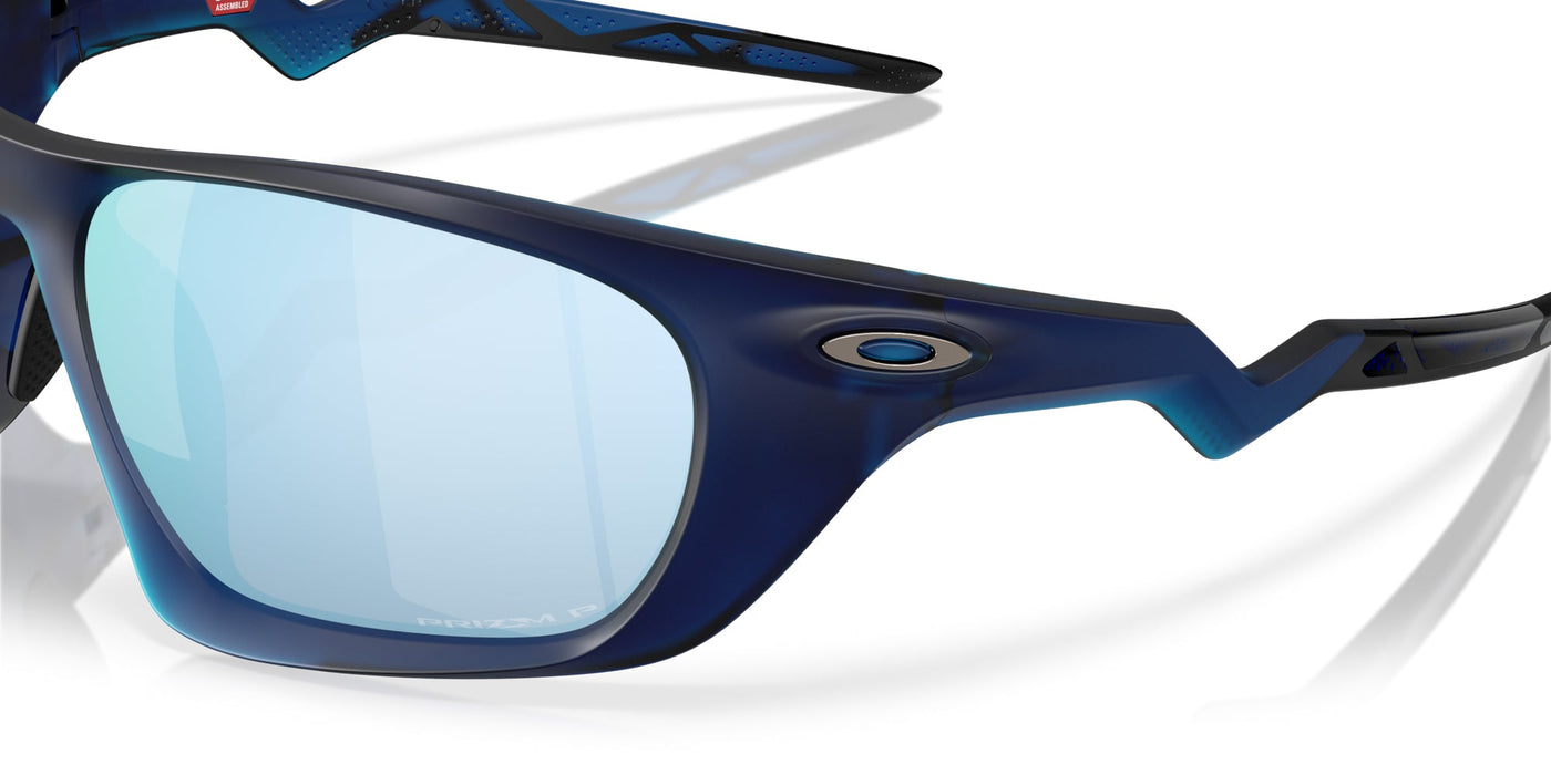 Oakley Lateralis OO9431 Matte Transparent Blue/Prizm Deep Water Polarised #colour_matte-transparent-blue-prizm-deep-water-polarised