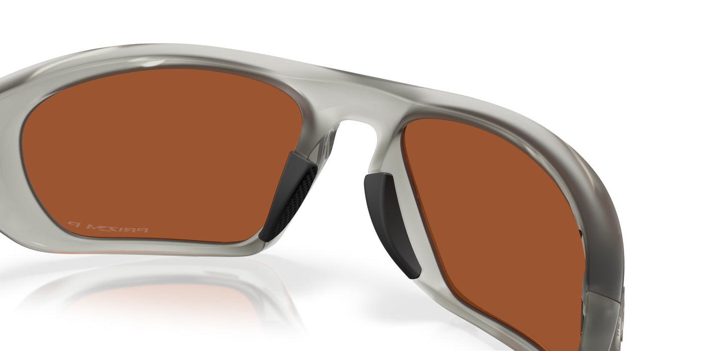 Oakley Lateralis OO9431 Matte Grey Ink/Prizm Shallow Water Polarised #colour_matte-grey-ink-prizm-shallow-water-polarised