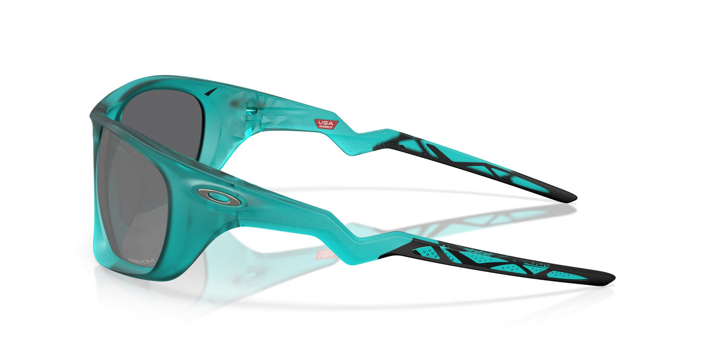 Oakley Lateralis OO9431 Matt Transparent Arctic Surf/Prizm Black #colour_matt-transparent-arctic-surf-prizm-black