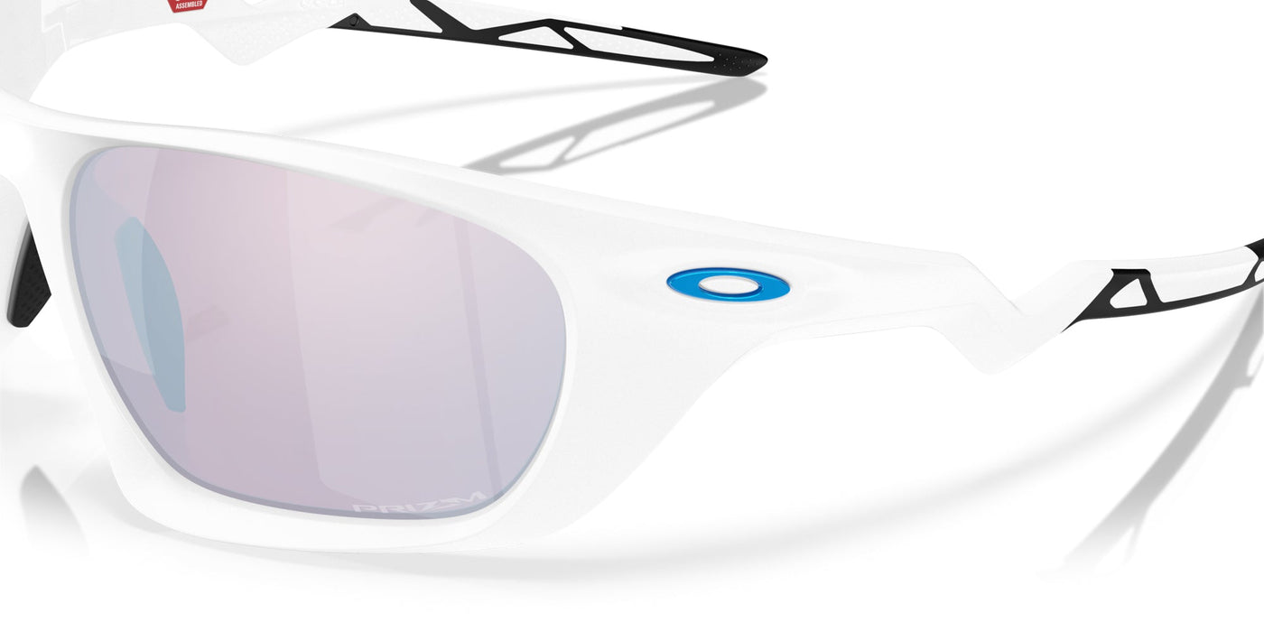 Oakley Lateralis OO9431 Matte White/Prizm Snow Sapphire #colour_matte-white-prizm-snow-sapphire