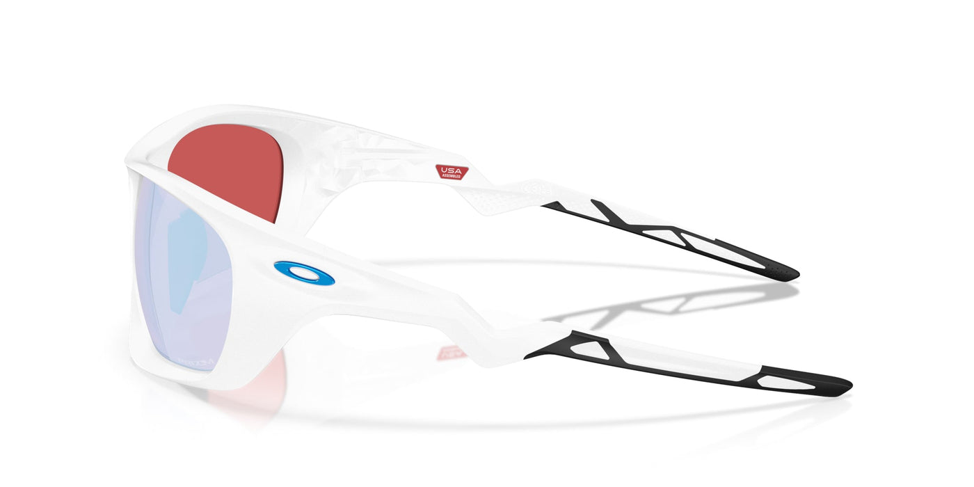 Oakley Lateralis OO9431 Matte White/Prizm Snow Sapphire #colour_matte-white-prizm-snow-sapphire