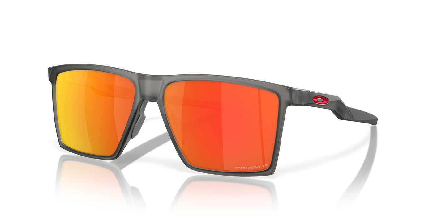 Oakley Futurity Sun OO9482 Satin Grey Smoke/Prizm Ruby Polarised #colour_satin-grey-smoke-prizm-ruby-polarised