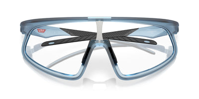 Oakley RSLV OO9484D Matt Transparent Stonewash/Clear to Black Iridium Photochromic #colour_matt-transparent-stonewash-clear-to-black-iridium-photochromic